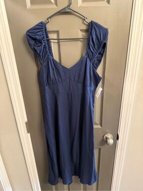 Old Navy NWT Navy Blue Ruffled Sleeve Midi Dress